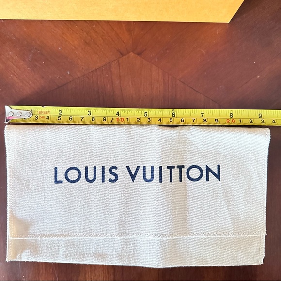 Louis Vuitton box and Dustbag - Picture 6 of 7